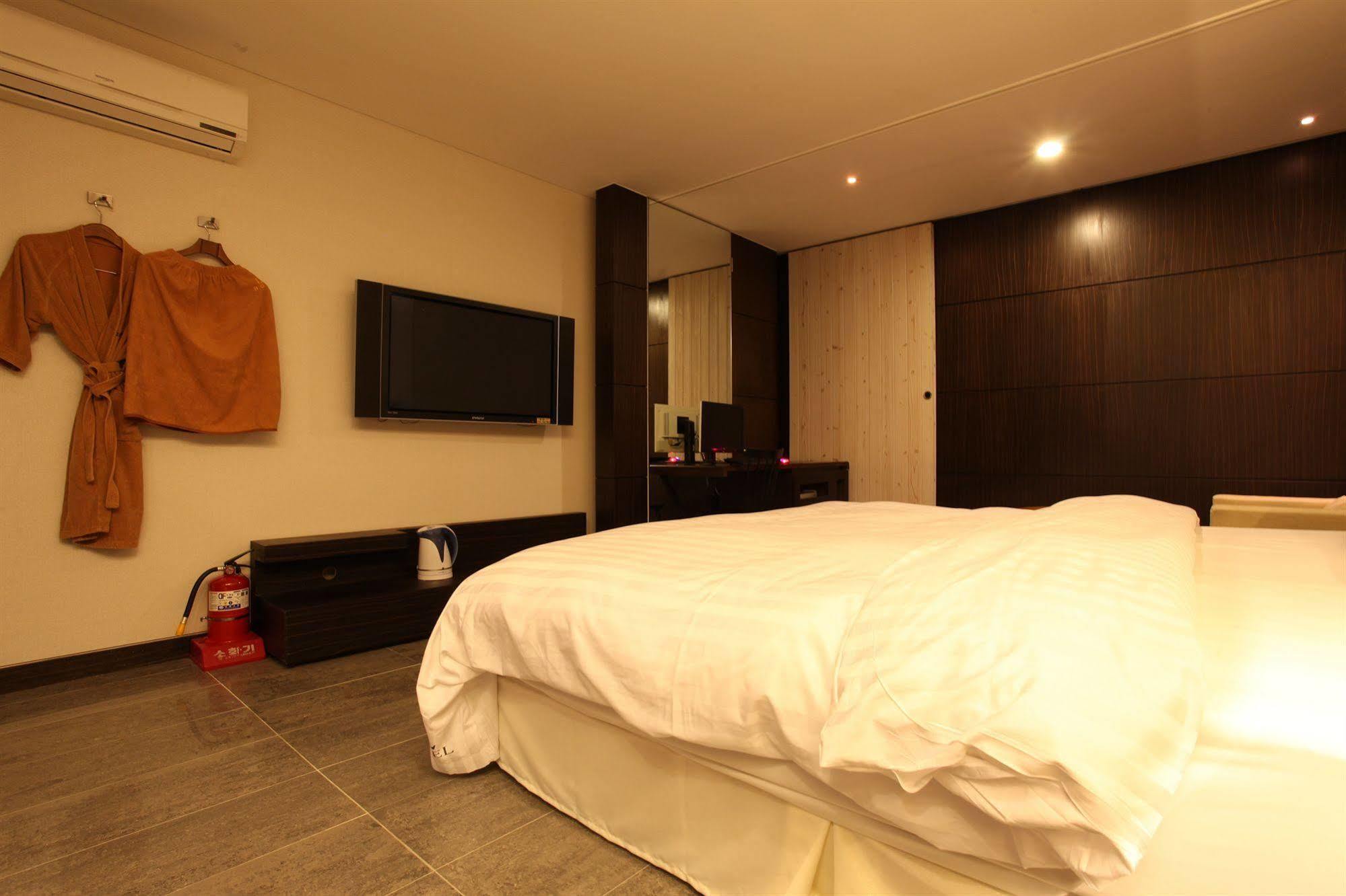 Yeongdeungpo Lifestyle F Hotel Seoul Eksteriør bilde