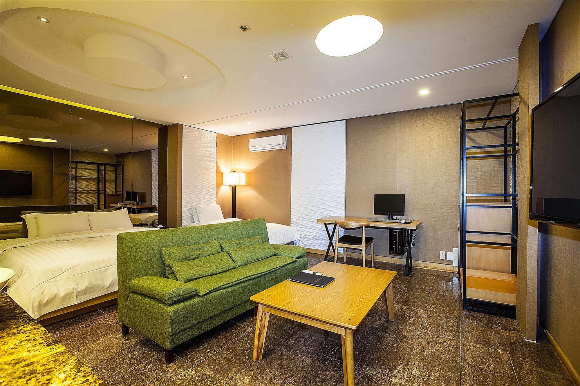 Yeongdeungpo Lifestyle F Hotel Seoul Eksteriør bilde